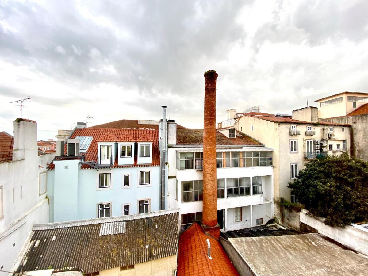 Artdeco Chiado 4 - Large Comfortable Double Room With Shared Bathroom Lissabon Exterior foto